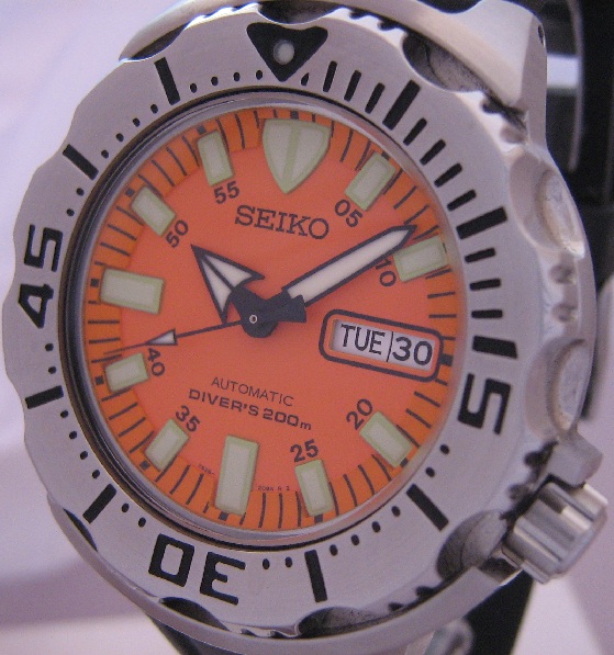 Seiko Orange Monster, Orange Dial, Rubber Strap