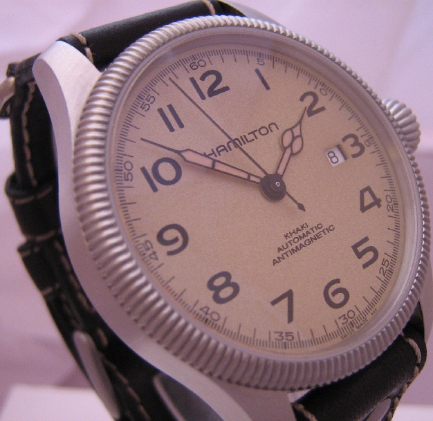 Hamilton Khaki Pioneer, Olive Dial With Leather Strap