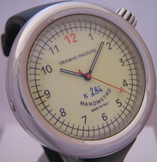 Giuliano Mazzuoli Manometro Millesimato, Cream Dial With Rubber Strap