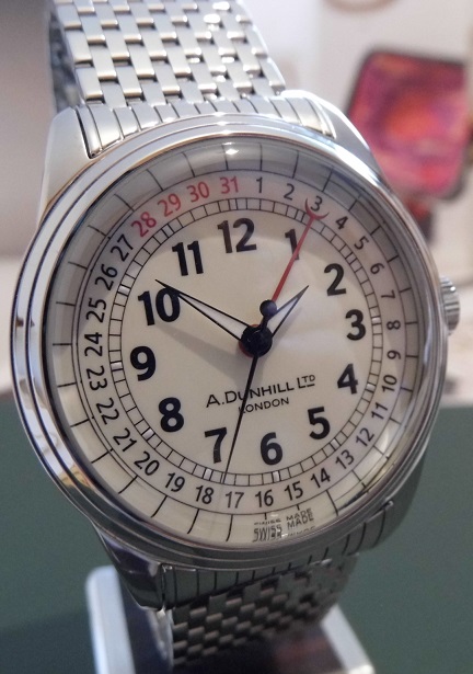 Alfred Dunhill A-Centric White Dial, Steel Bracelet