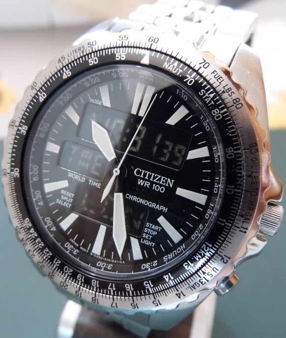 Citizen Wingman World Time, Black Dial, Bracelet
