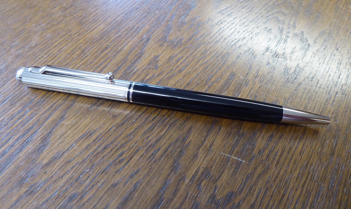An Alfred Dunhill Sidecar Streamliner Chassis Ballpoint Pen