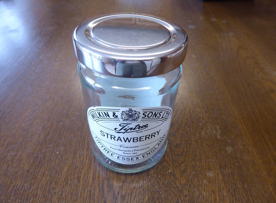 A Theo Fennell Sterling Silver Jar Lid Cover