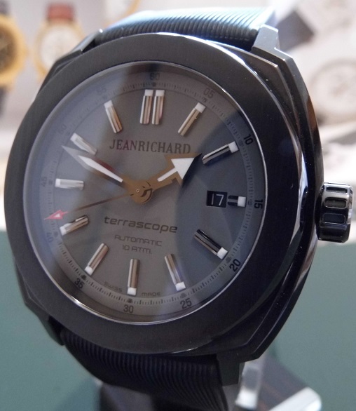 Jeanrichard Terrascope, Grey Dial, Black Rubber Strap