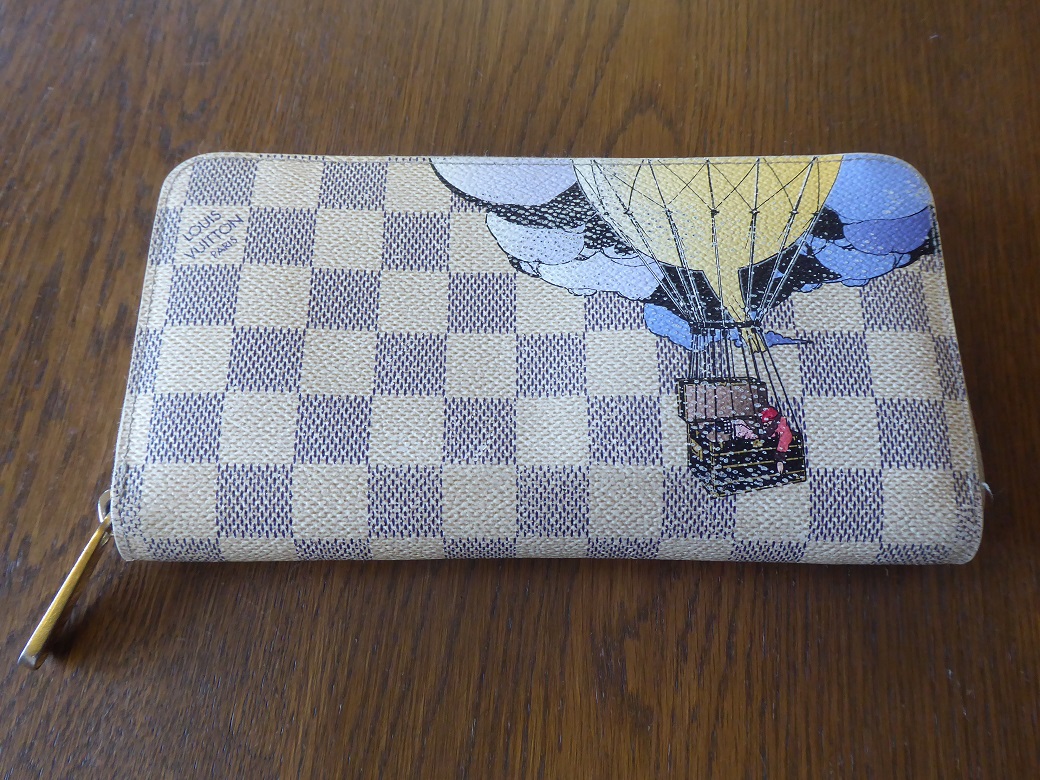 Louis Vuitton Damier Azur Balloon Zippy Wallet