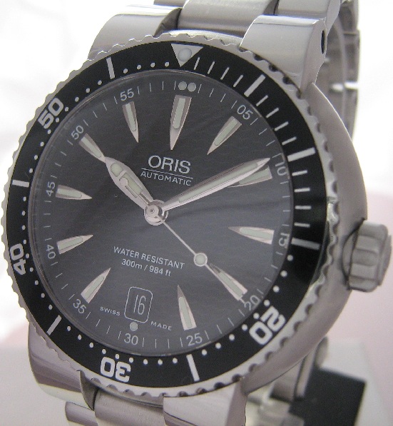 Oris TT1 Divers Watch, Black Dial With Steel Bracelet