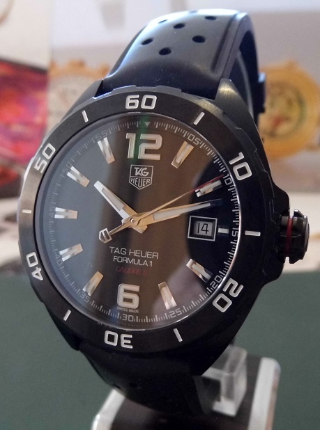 Tag Heuer Formula 1 Calibre 5 Automatic, Black Dial, Rubber Strap