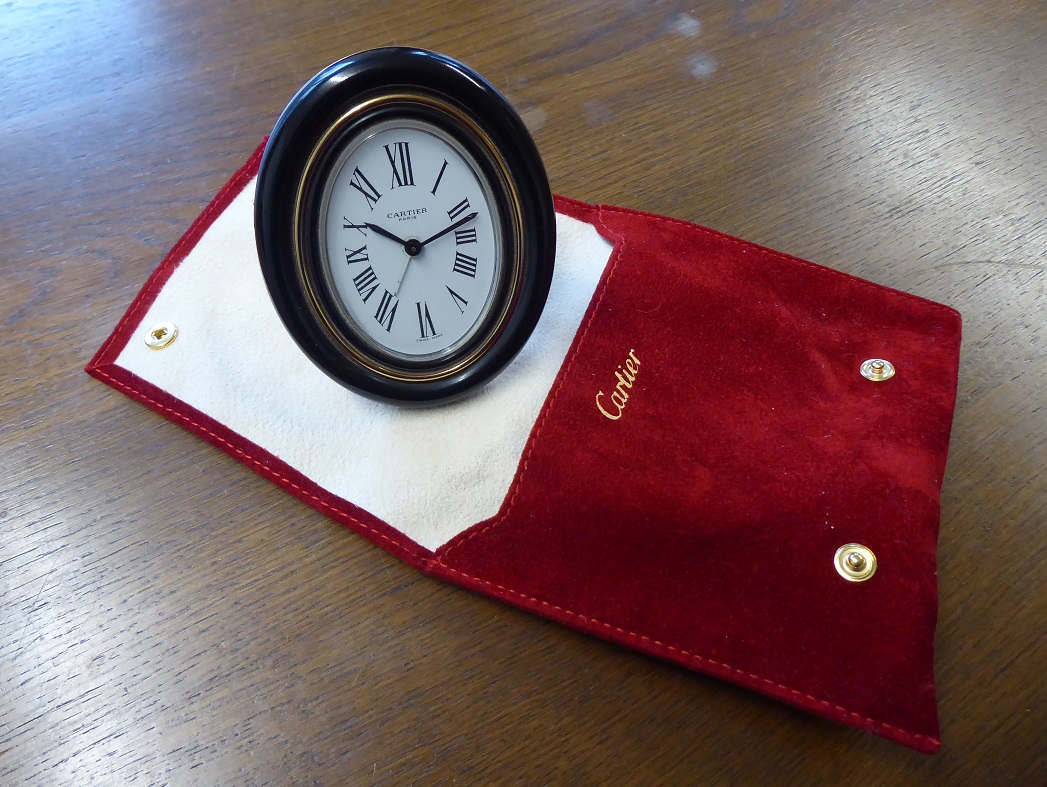 A Cartier Baignoire Pendulette Desk Clock
