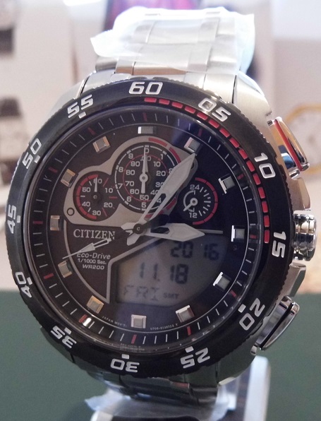 Citizen Promaster Eco Drive Super Sport, Black Dial, Bracelet