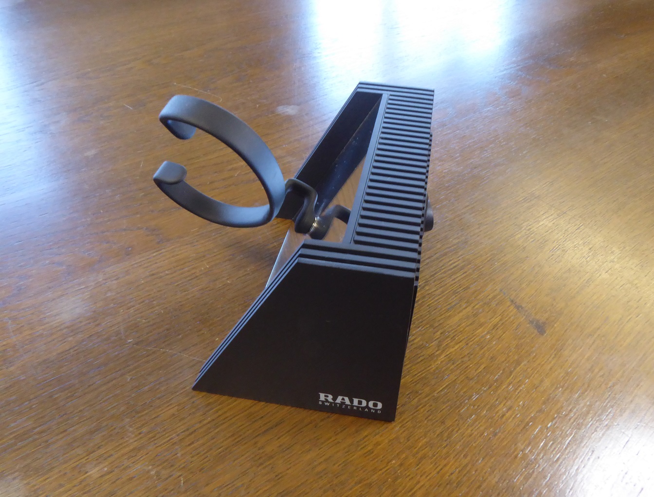 A Rado Single Watch Winder