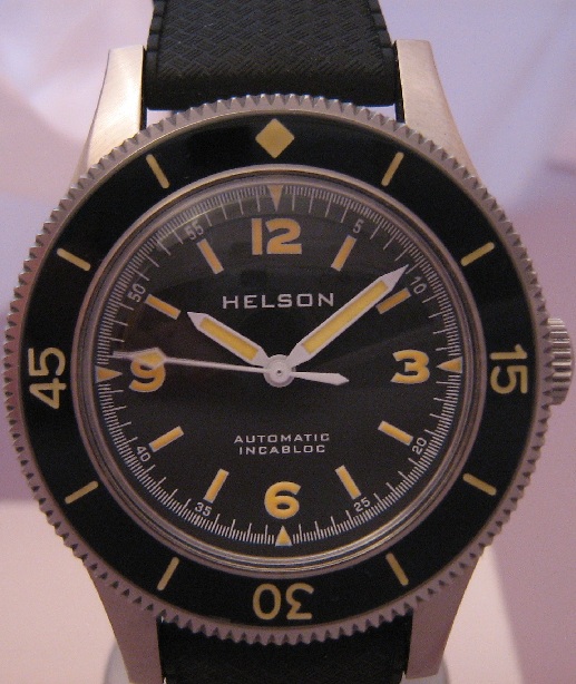 Helson Skindiver automatic, Black Dial With 2 Straps