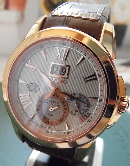 Seiko Kinetic Perpetual Calendar, White Dial, Brown Leather Strap 