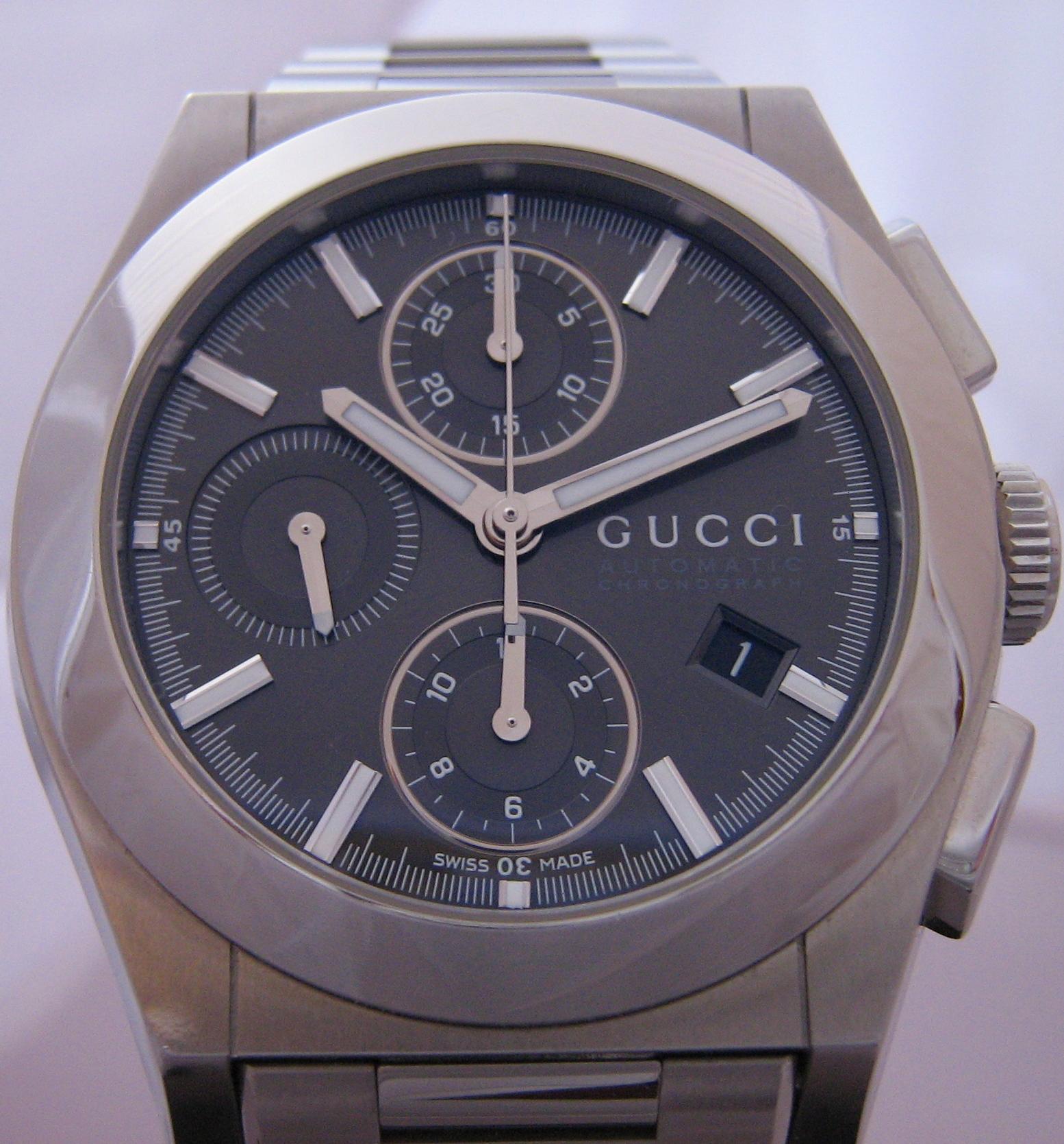 Gucci Pantheon Chronograph, Black Dial With Stainless Steel Bracelet
