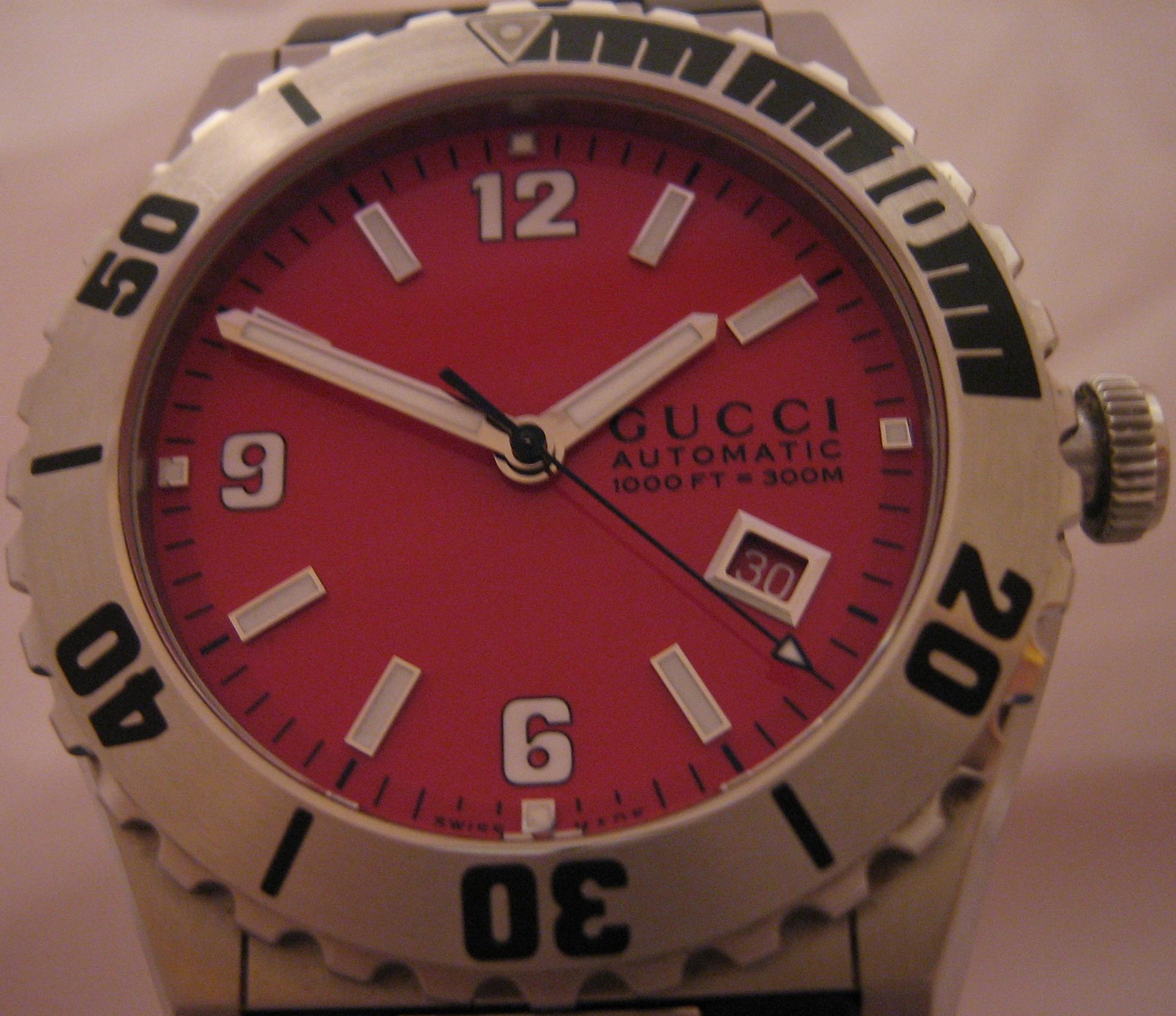 Gucci Pantheon Divers Watch, Red Dial With Steel & Rubber Bracelet