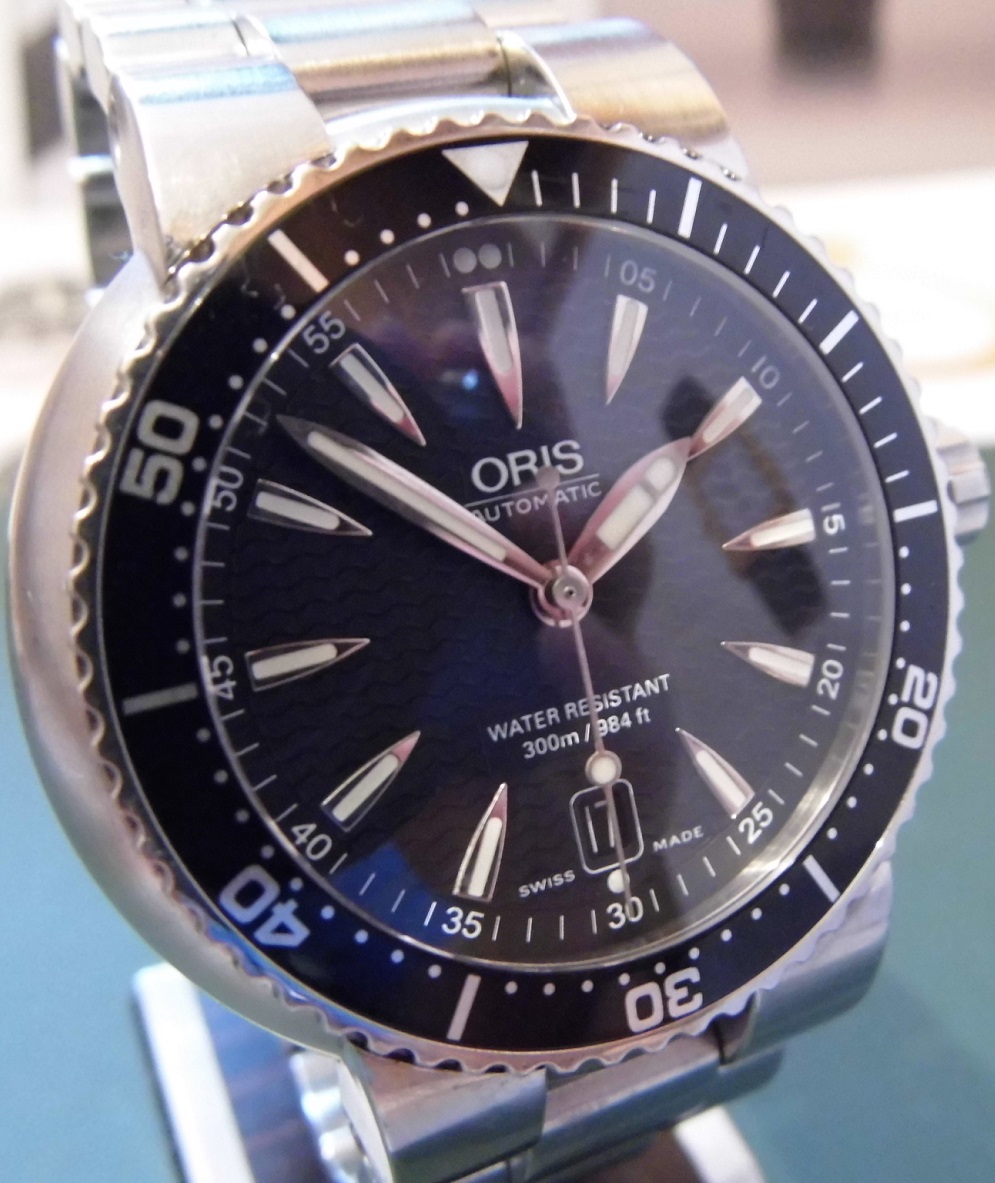 Oris TT1 Divers Watch, Black, Steel Bracelet