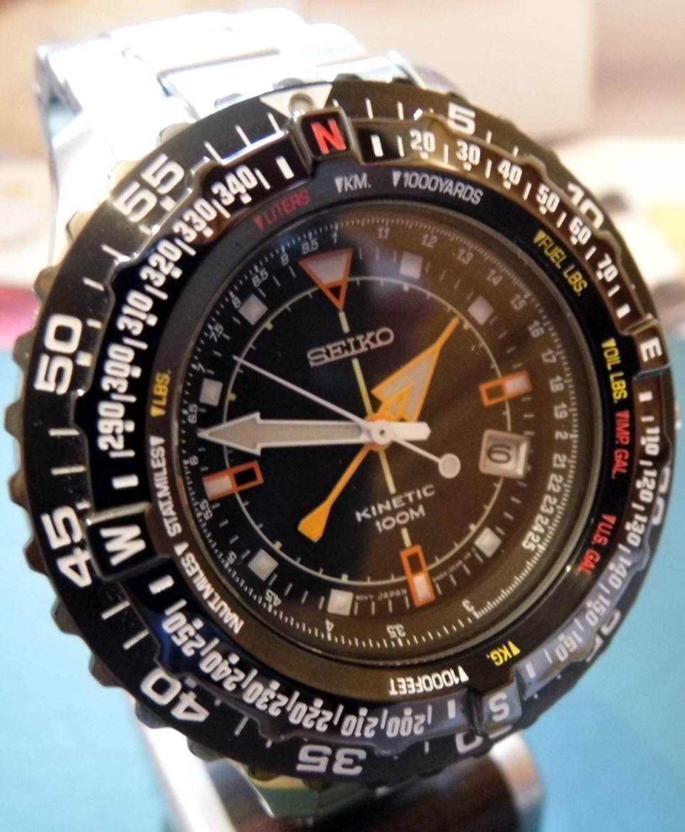 Seiko Kinetic Multifunction, Black Dial, Steel Bracelet