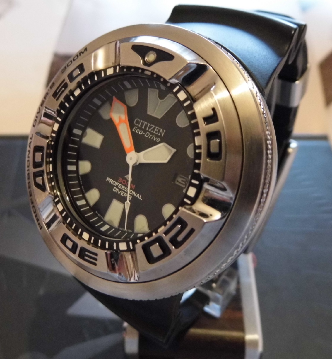 Citizen Promaster 300M, Black Dial With Rubber Strap