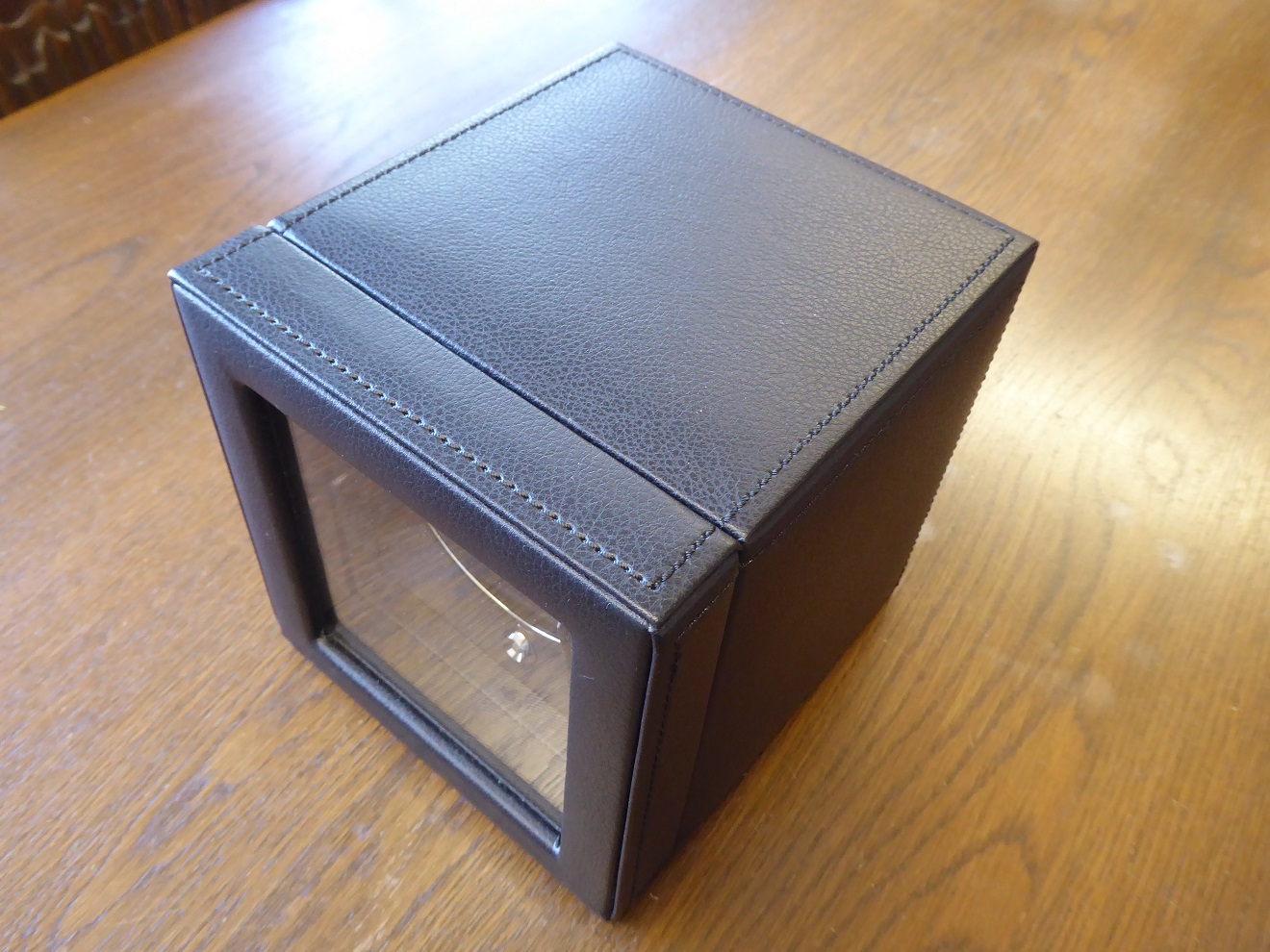 A Wolf Cub Single Watch Winder