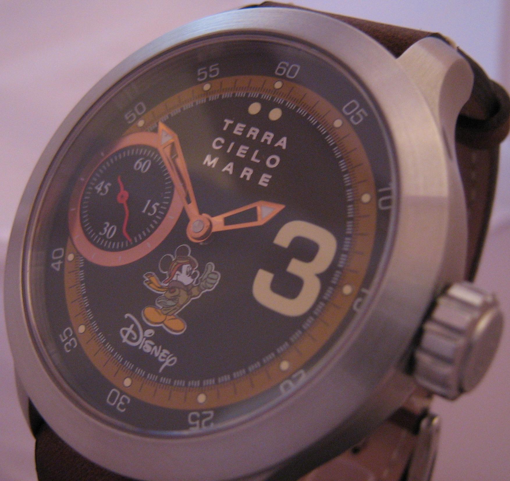 Topolino Aviatore Disney Hand Winding Watch, Black Dial With Leather Strap