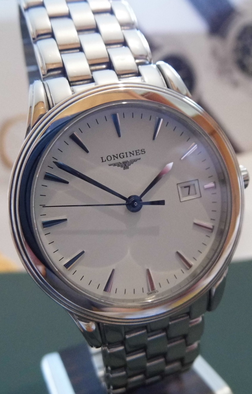 Longines La Grande Classique Flagship Quartz, White Dial, Bracelet
