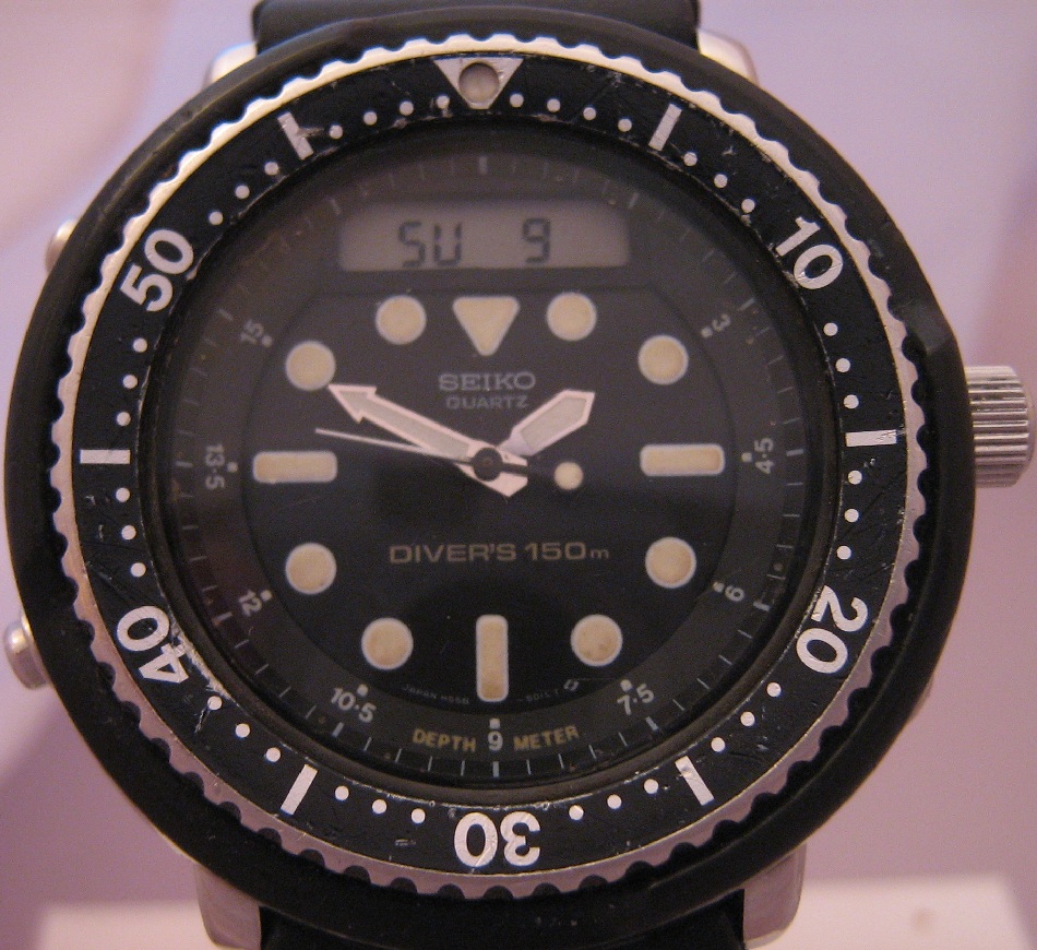 Seiko Arnie Divers 150M, Black Dial, Rubber Strap