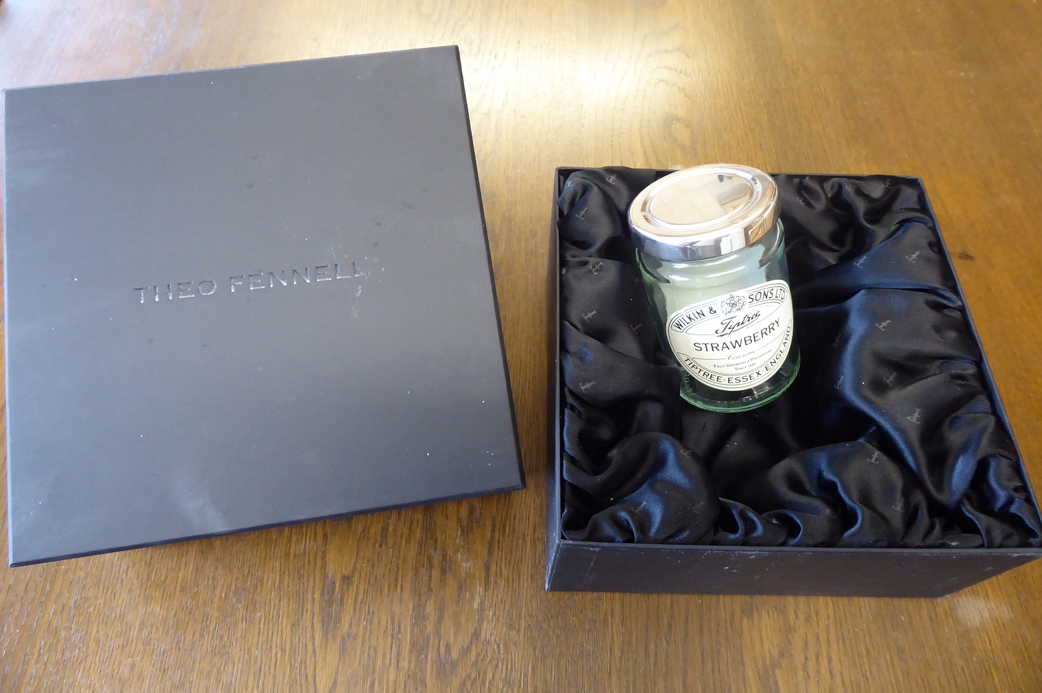 A Theo Fennell Sterling Silver Jar Lid Cover