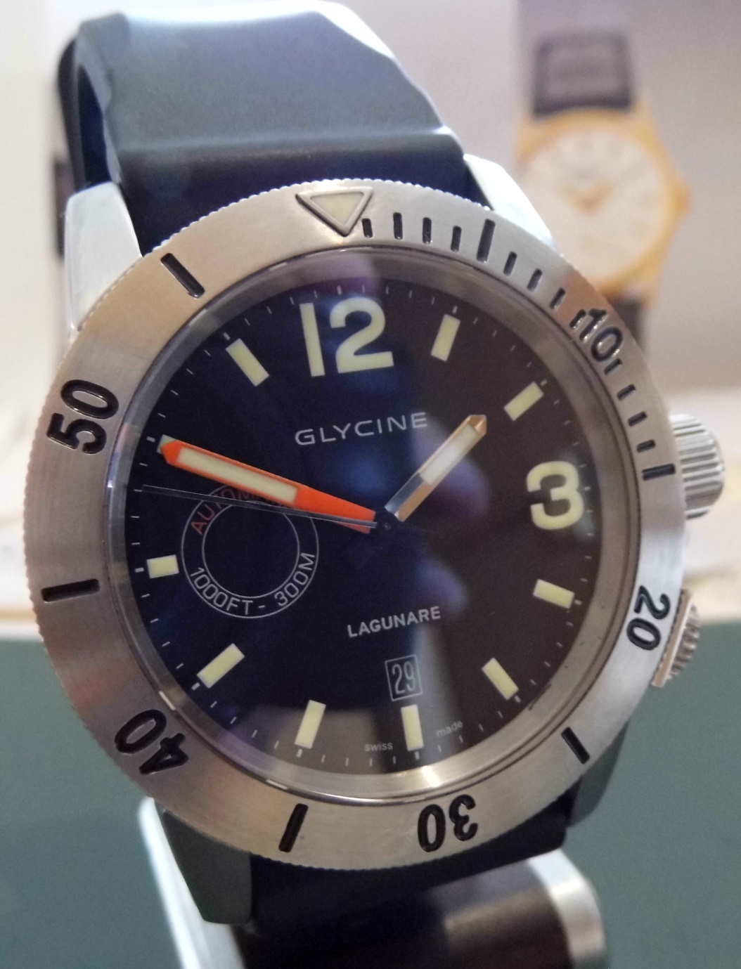 Glycine Lagunare L1000 Divers, Black Dial, Rubber Strap