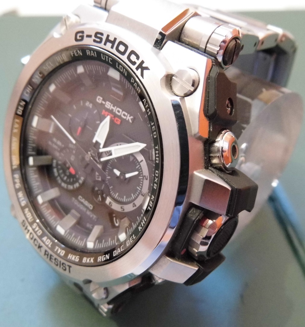 Casio G Shock MTGS1000D, Black Dial, Steel Bracelet