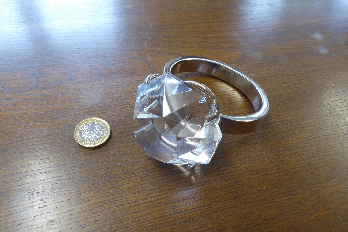 An Oversize Display Diamond Ring 