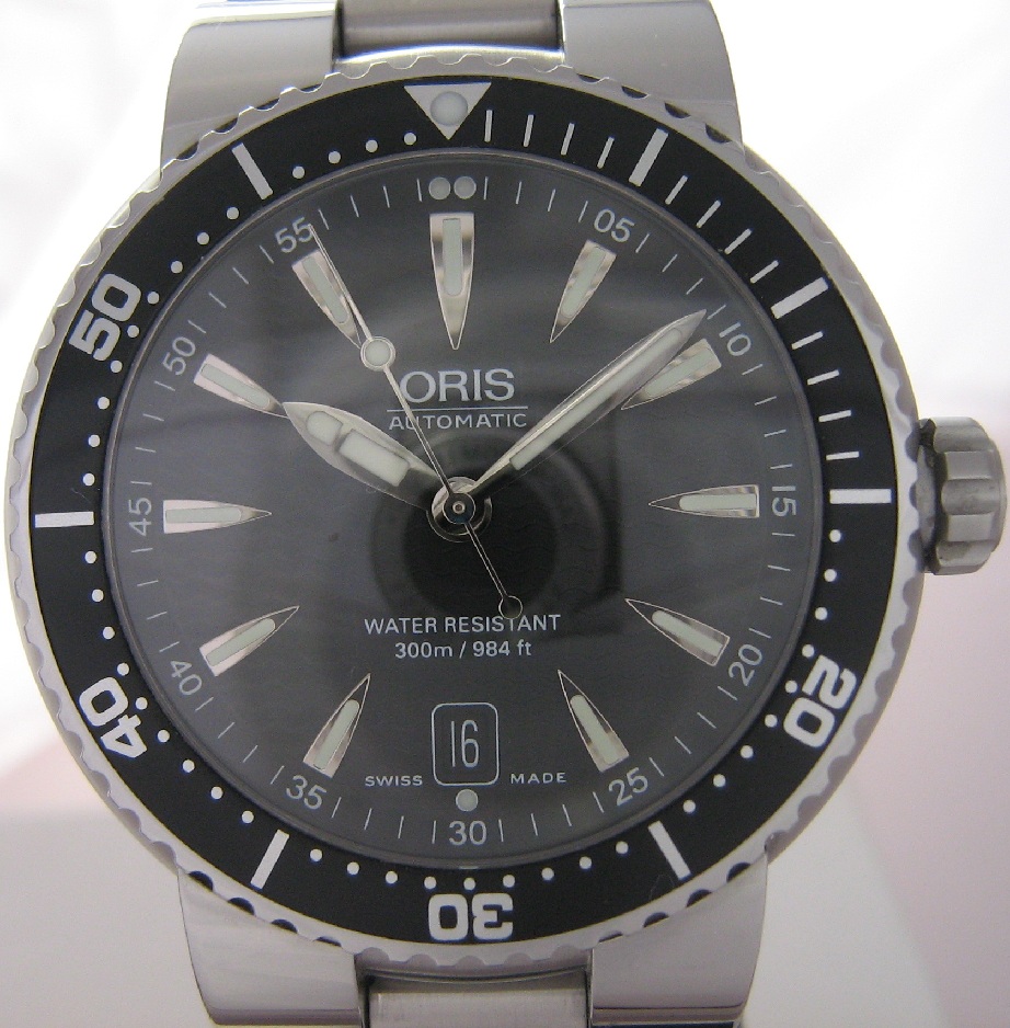 Oris TT1 Divers Watch, Black Dial With Steel Bracelet