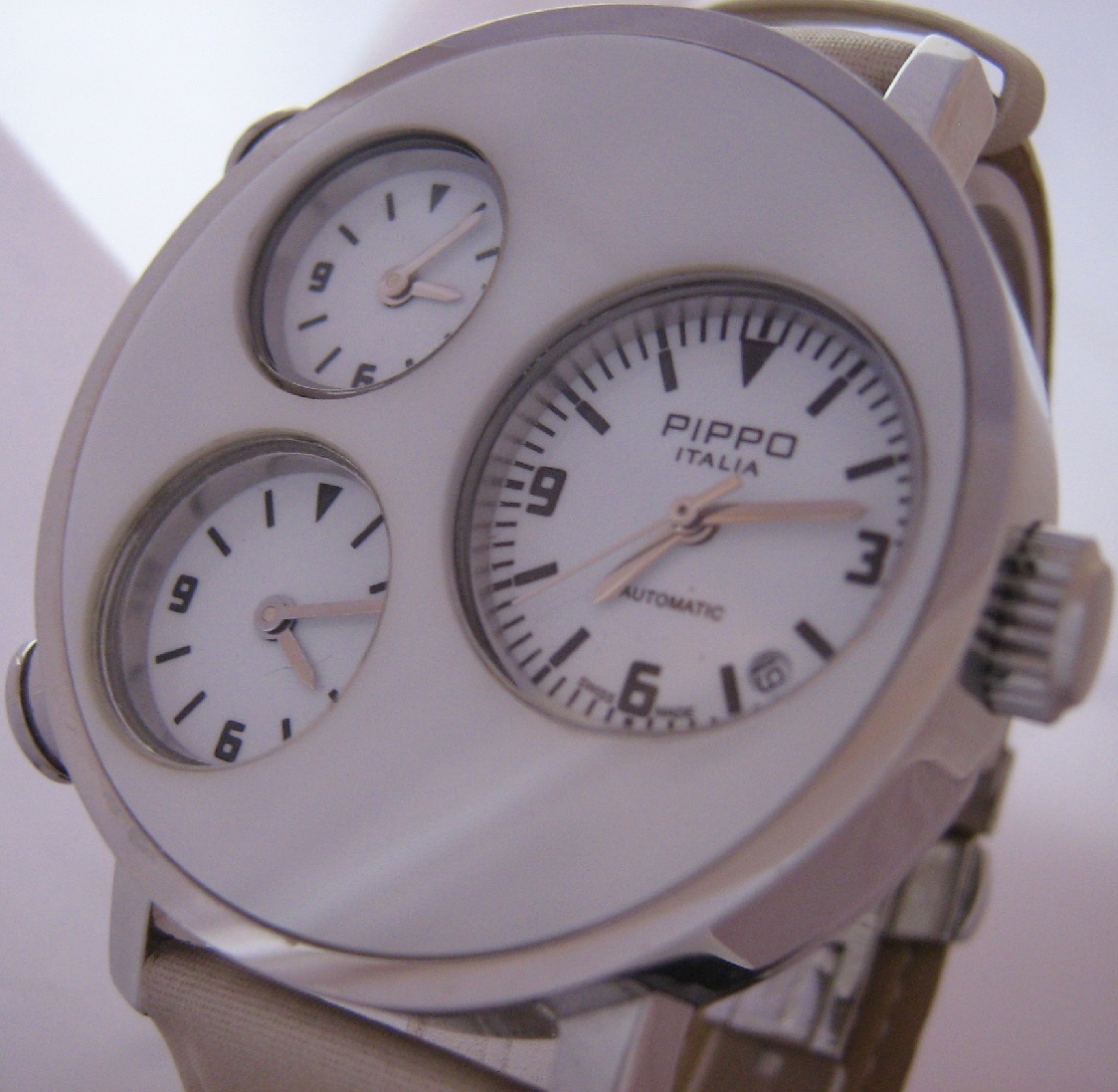 Pippo Italia Lifetime Watch, White Dial With Two Straps