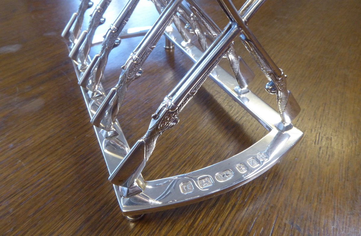 A Sterling Silver Rifle / Shotgun Toast Rack