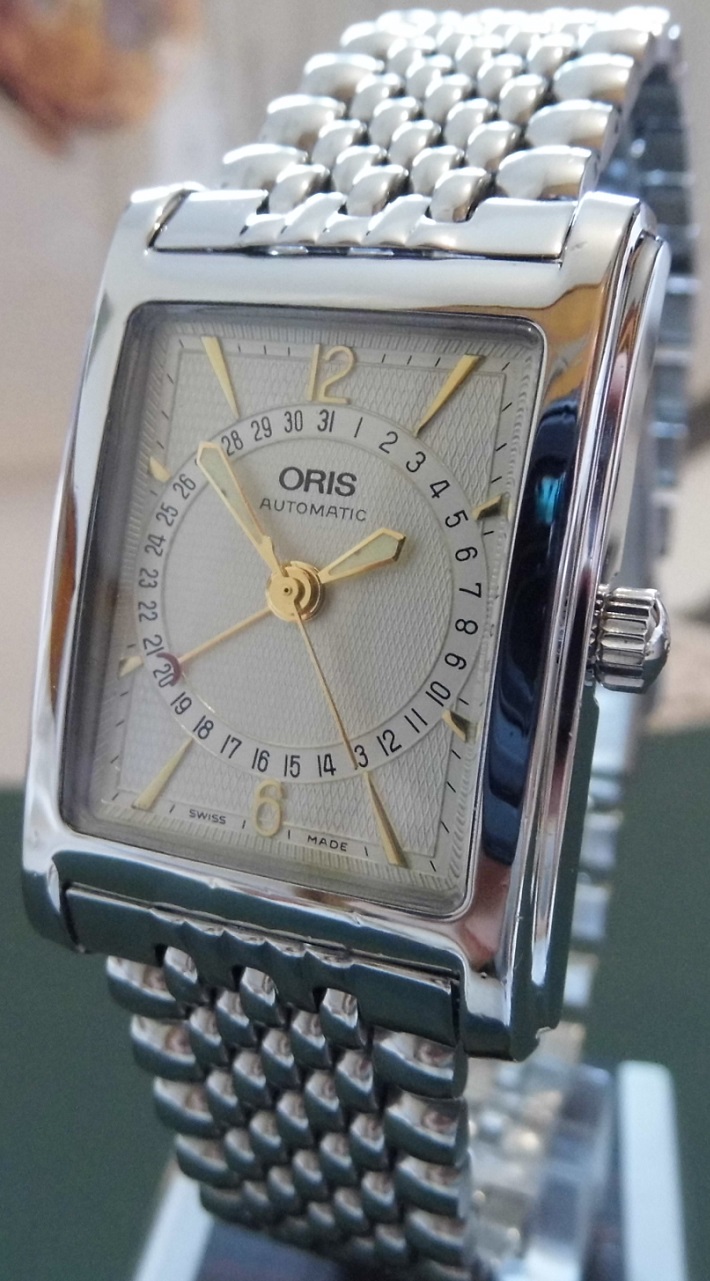 Oris Rectangular Pointer Date, Silver Dial, Stainless Steel Bracelet