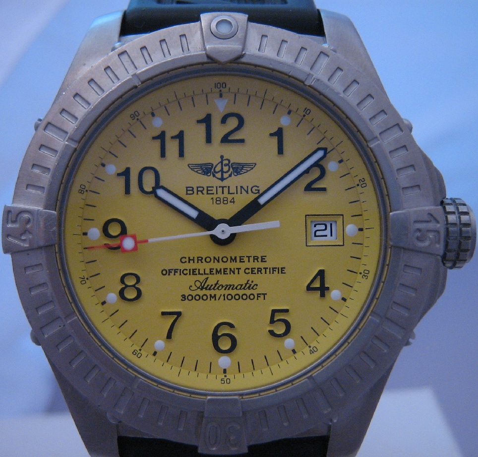 Breitling Avenger Seawolf, Yellow Dial, Rubber Strap