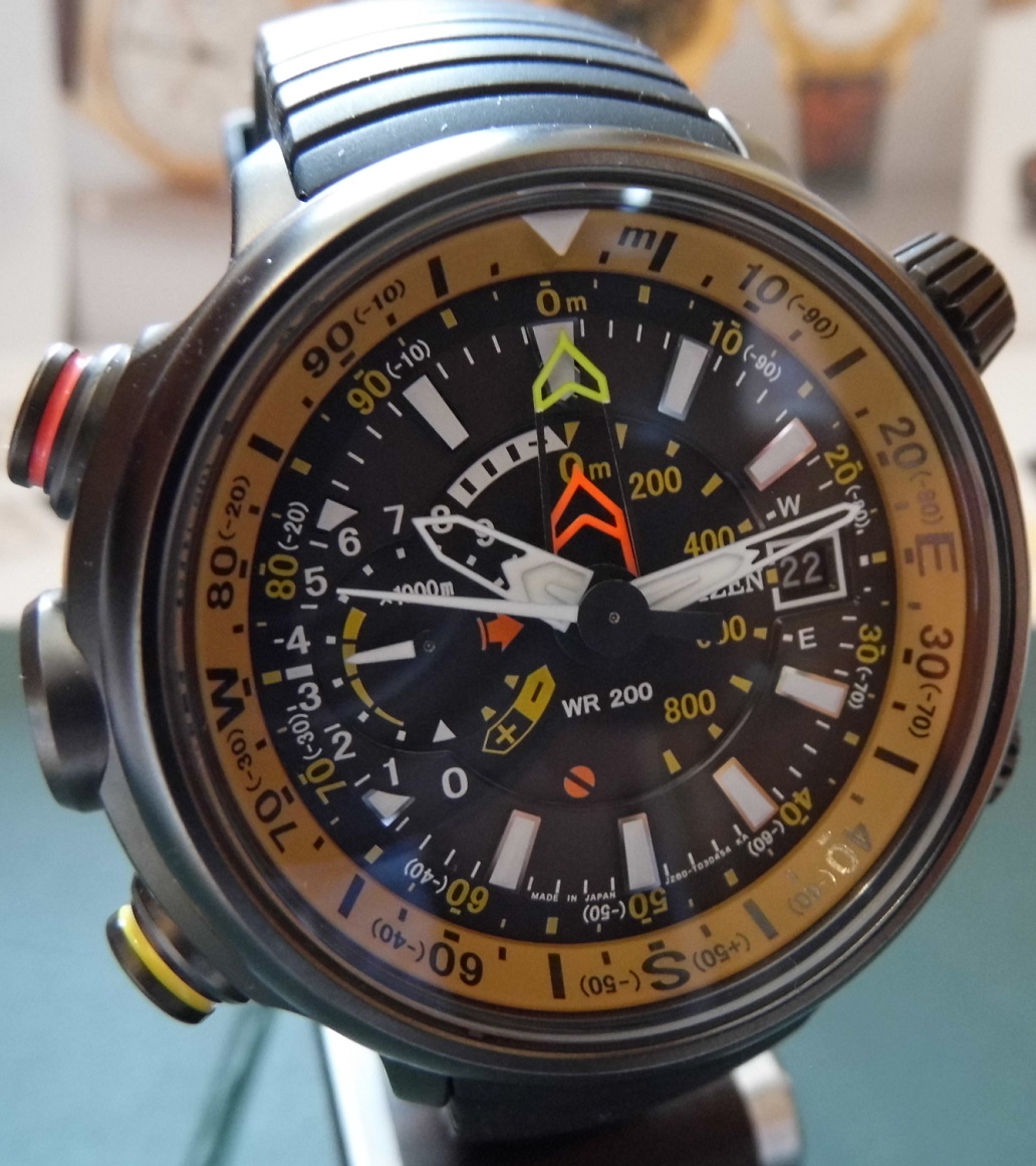 Citizen Eco Drive Altichron, Black Dial, Rubber Strap