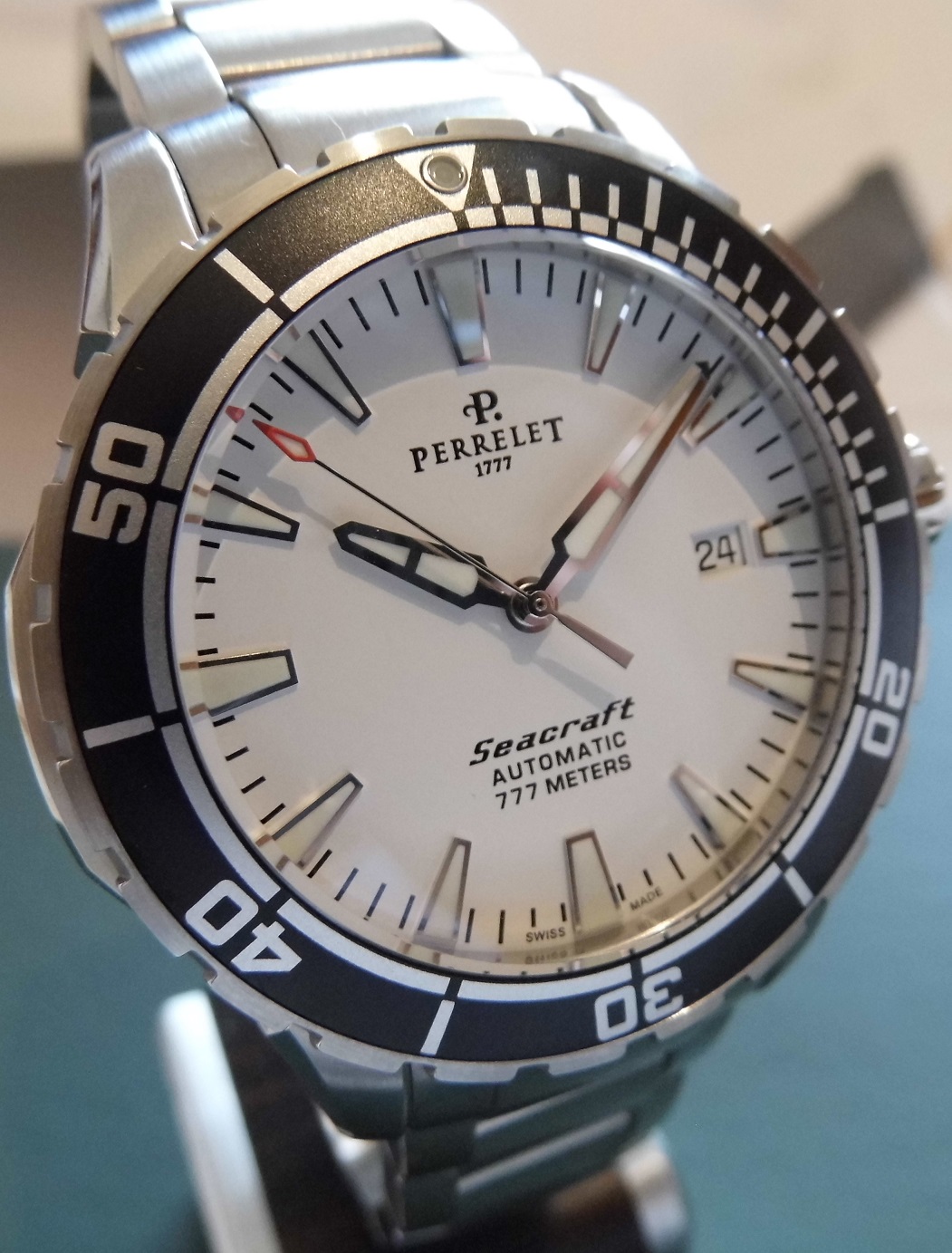 Perrelet Seacraft 777, White Dial, Bracelet & Strap