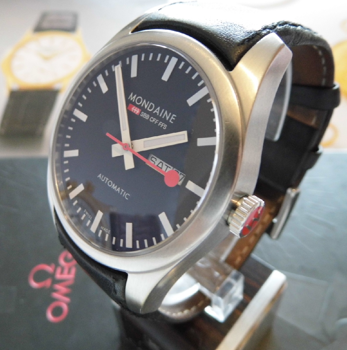 Mondaine Retro Automatic, Black Dial, Leather Strap