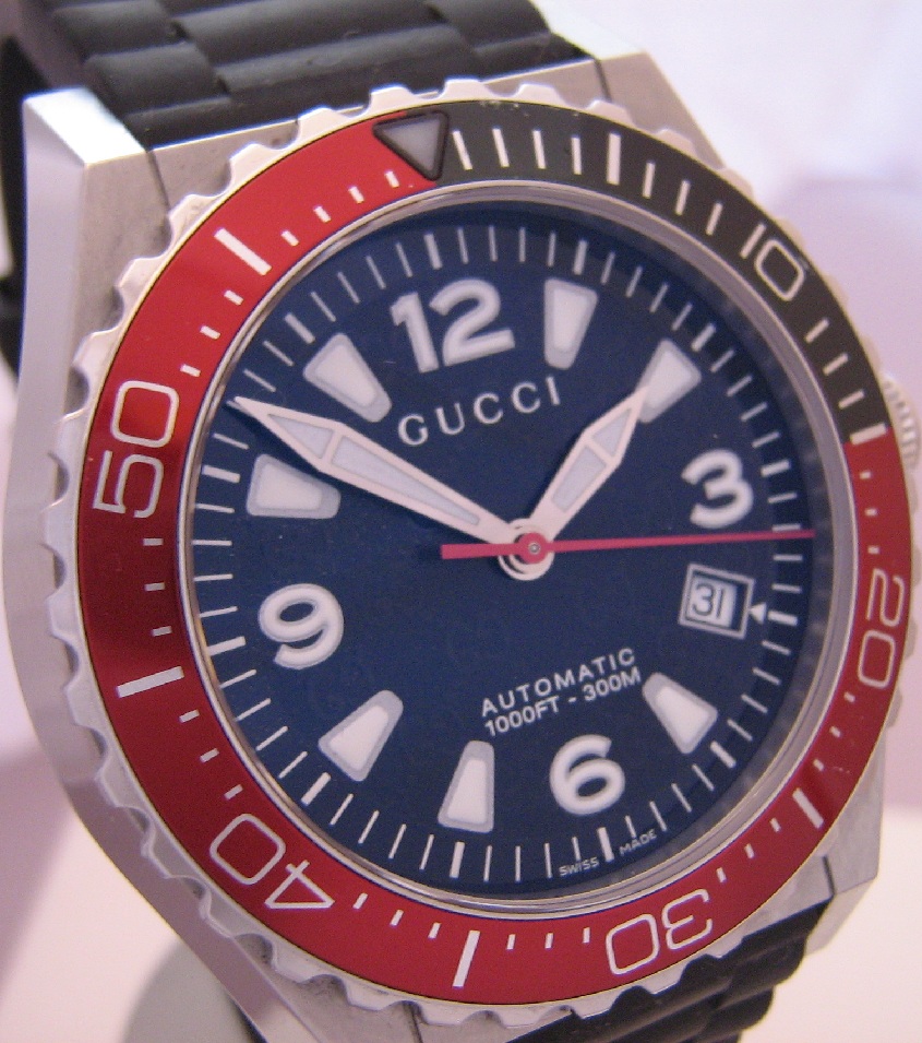 Gucci Pantheon Divers Watch, Black Dial With Rubber Strap