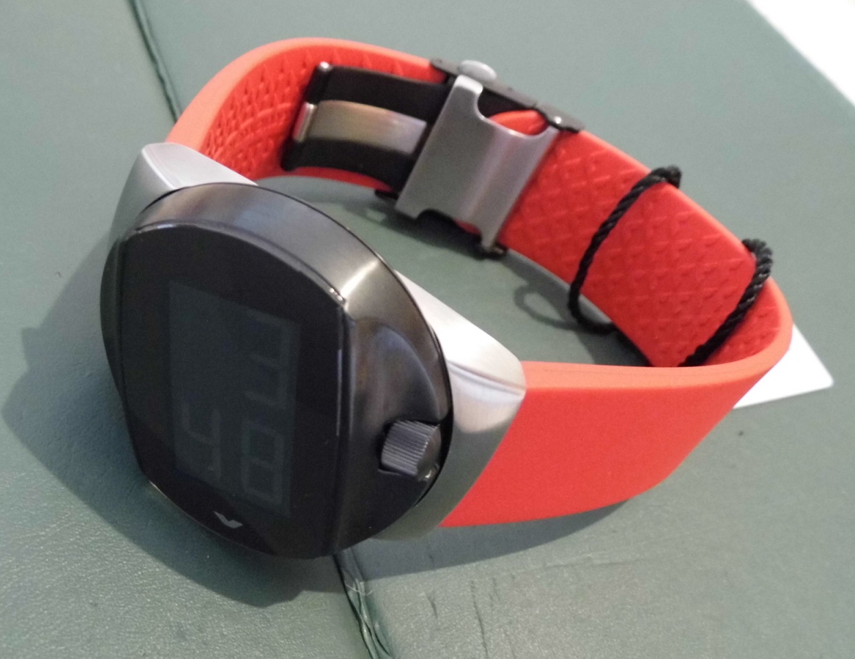 Ventura V-Tec Sparc RX Ltd Edition, Black Dial, Rubber Strap