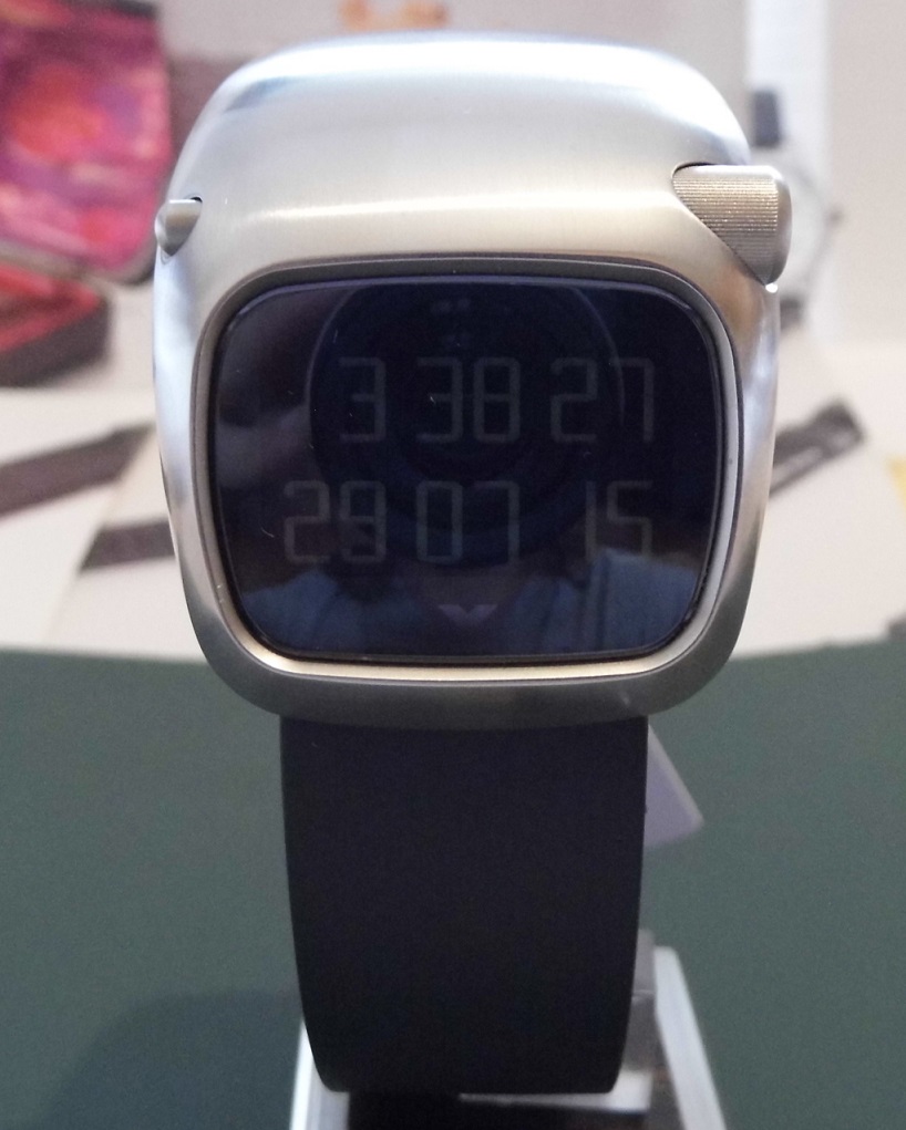 Ventura V-Tec Sigma, Black Dial, Black Rubber Strap