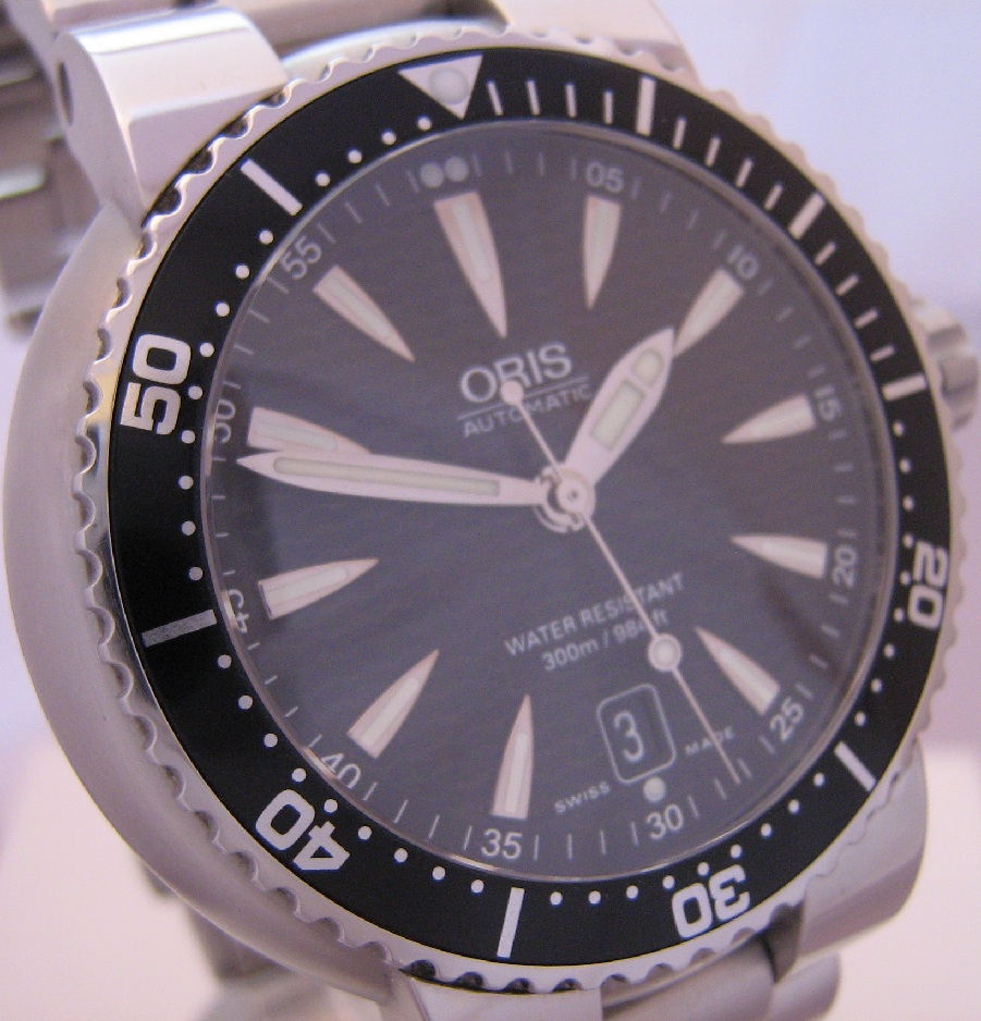 Oris TT1 Divers Watch, Black Dial With Steel Bracelet