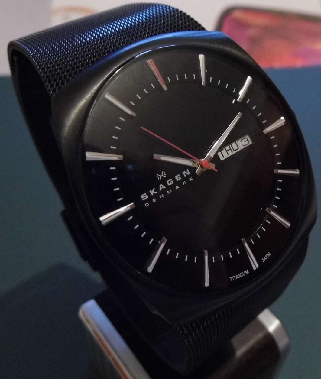 Skagen Aktiv Quartz, Black Dial, Black Mesh Strap