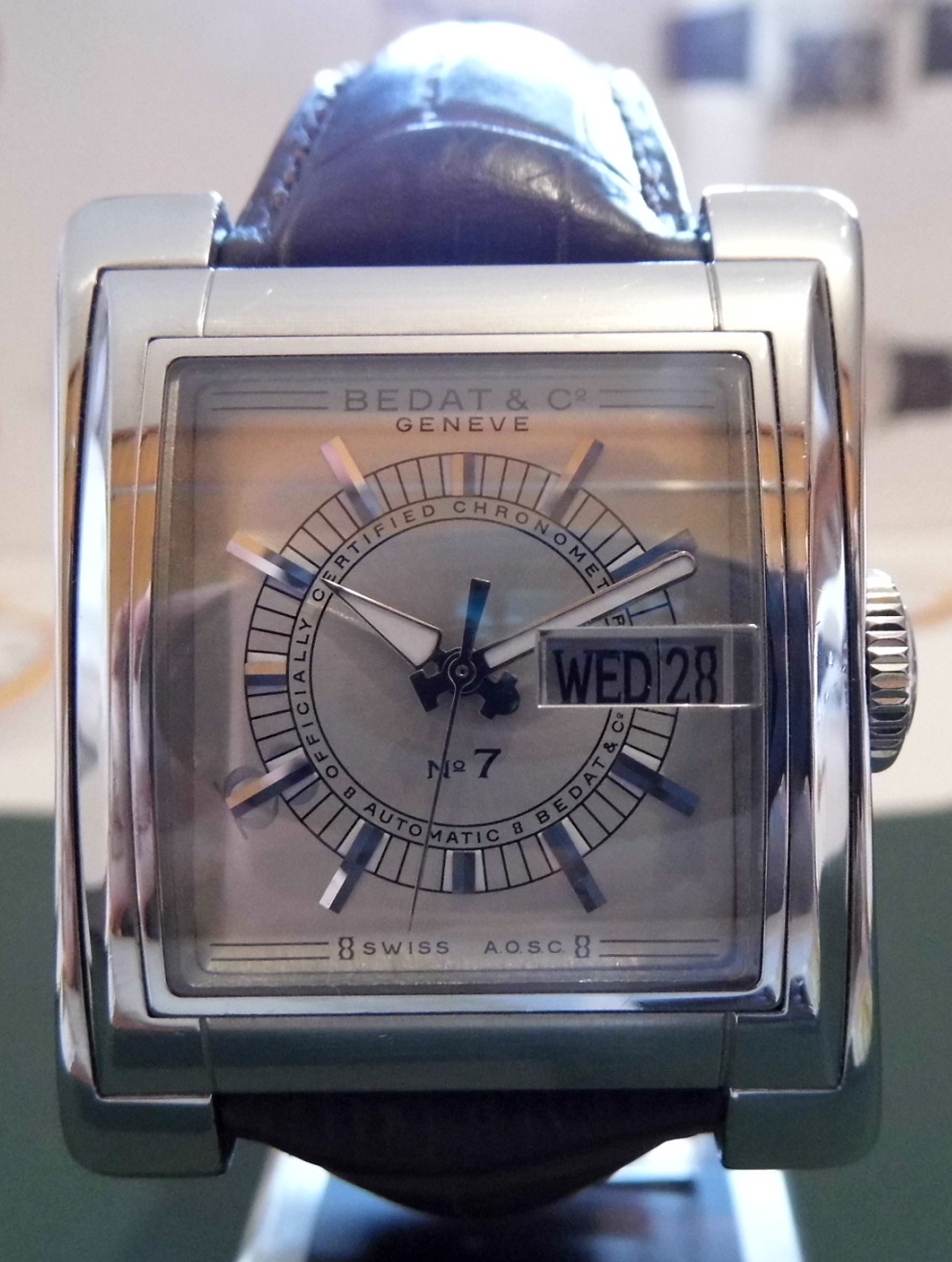 Bedat & Co No 7 Automatic, Silver Dial, Leather Strap