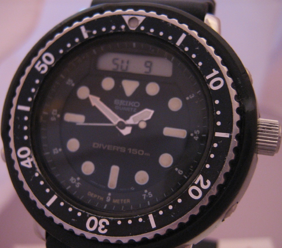 Seiko Arnie Divers 150M, Black Dial, Rubber Strap