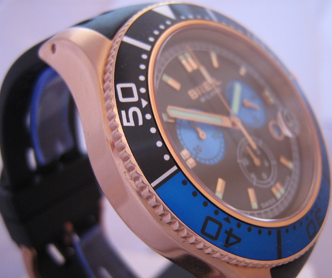 Breil Manta Chronograph, Black Dial With Rubber Strap