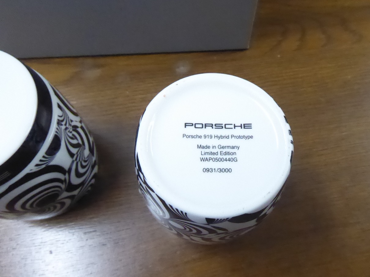 Porsche Le Mans 919 Hybrid Prototype Milk & Sugar Set