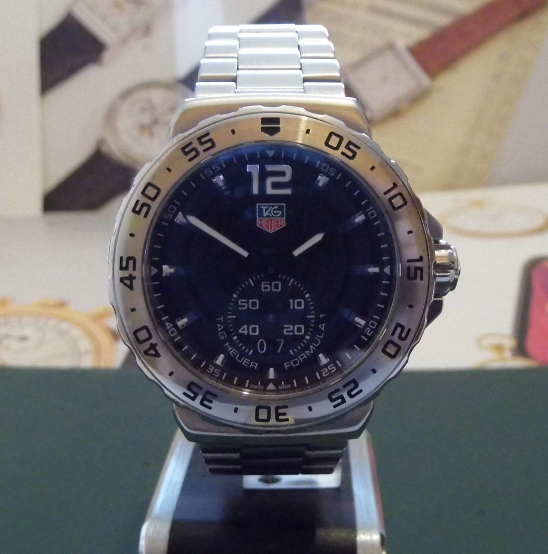 Tag Heuer Formula 1 Grande Date, Black Dial, Bracelet
