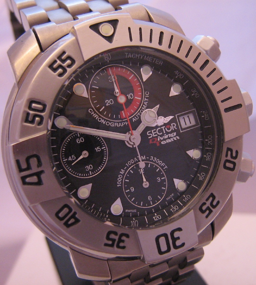 Sector Diving Team 1000 Chronograph, Black Dial, Titanium Bracelet
