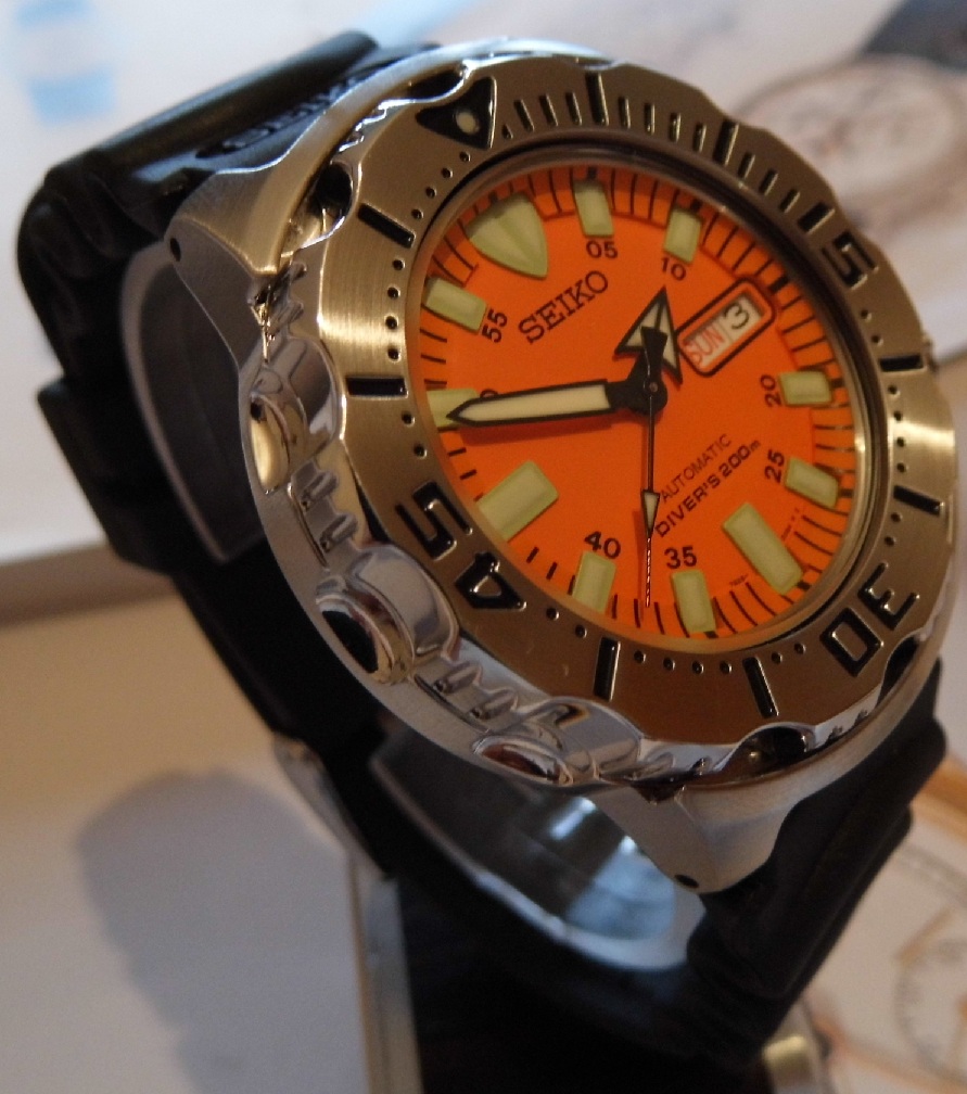 Seiko Orange Monster, Orange Dial With Bracelet & Rubber Strap