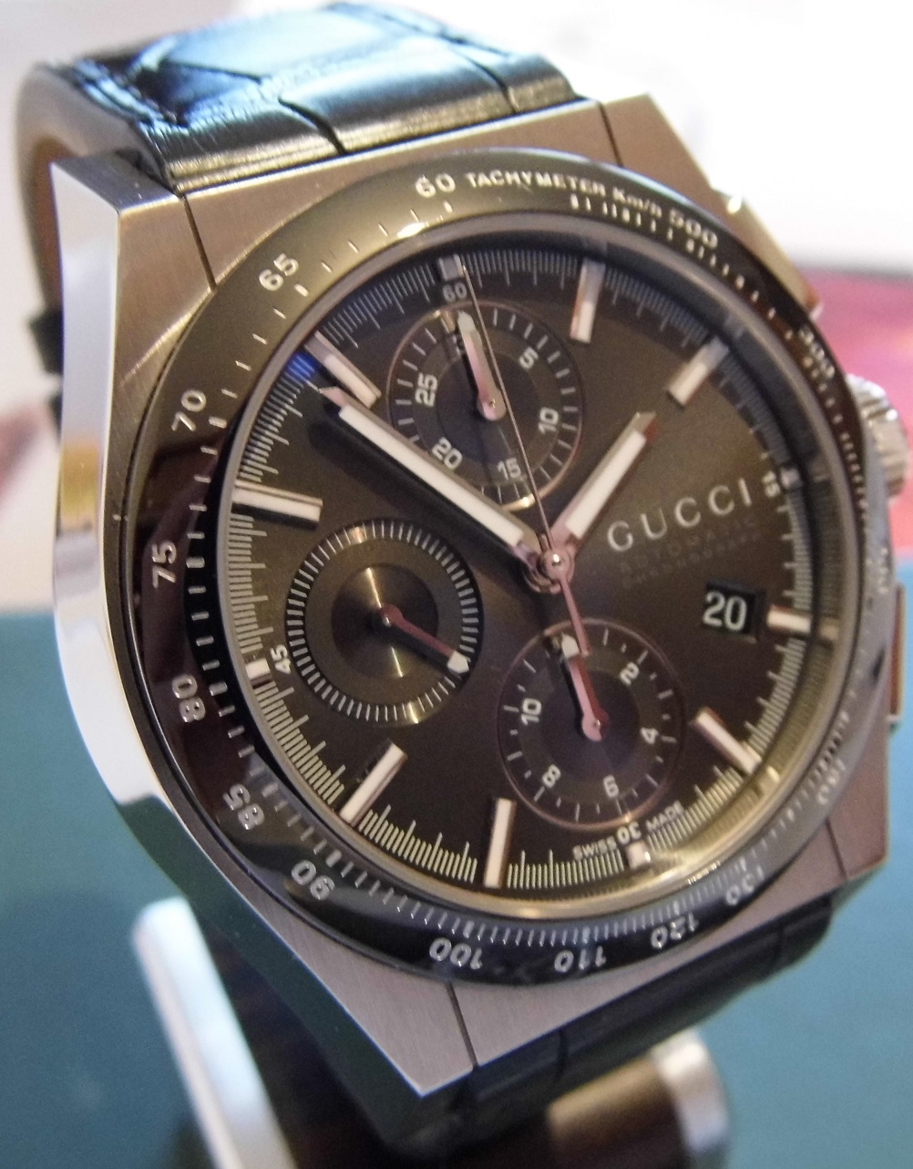 Gucci Pantheon Chronograph, Black Dial With Leather Strap